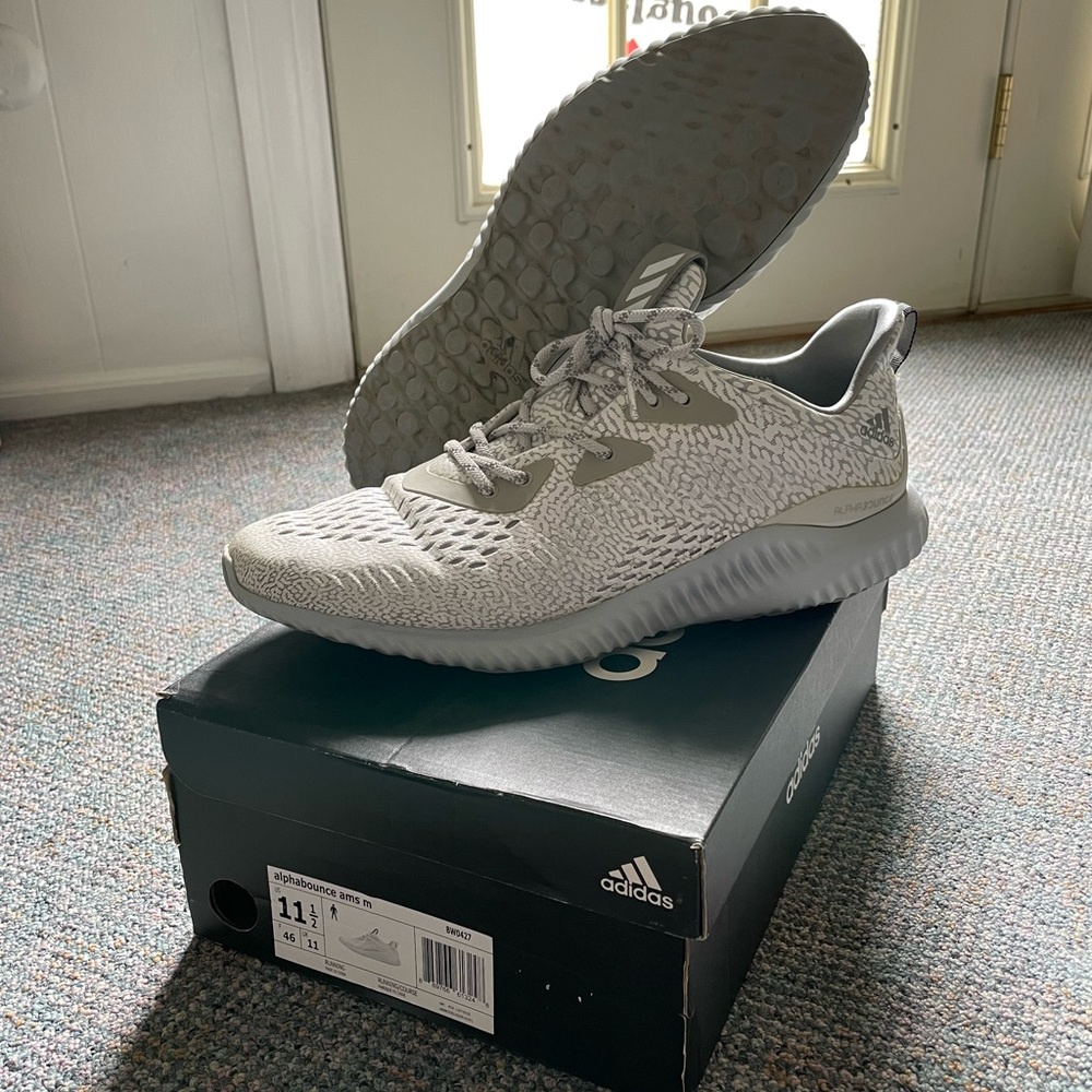 Adidas Alphabounce